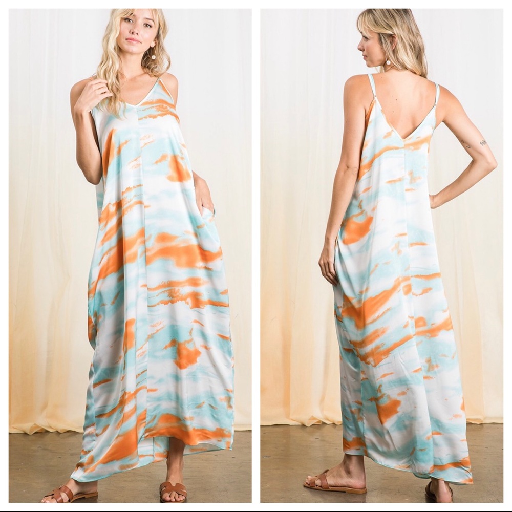 Boho Chic Tye Dye Print Side Pockets Maxi Dress - Picture 5 of 5